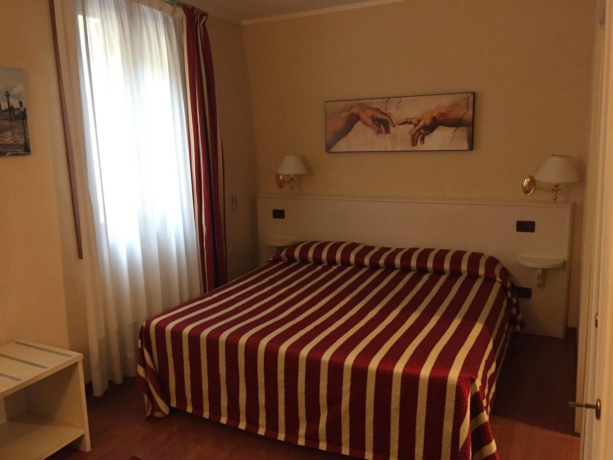 Venice Resorts Buitenkant foto