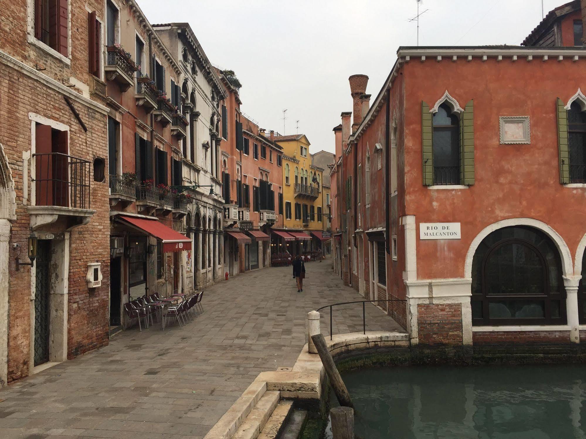 Venice Resorts Buitenkant foto