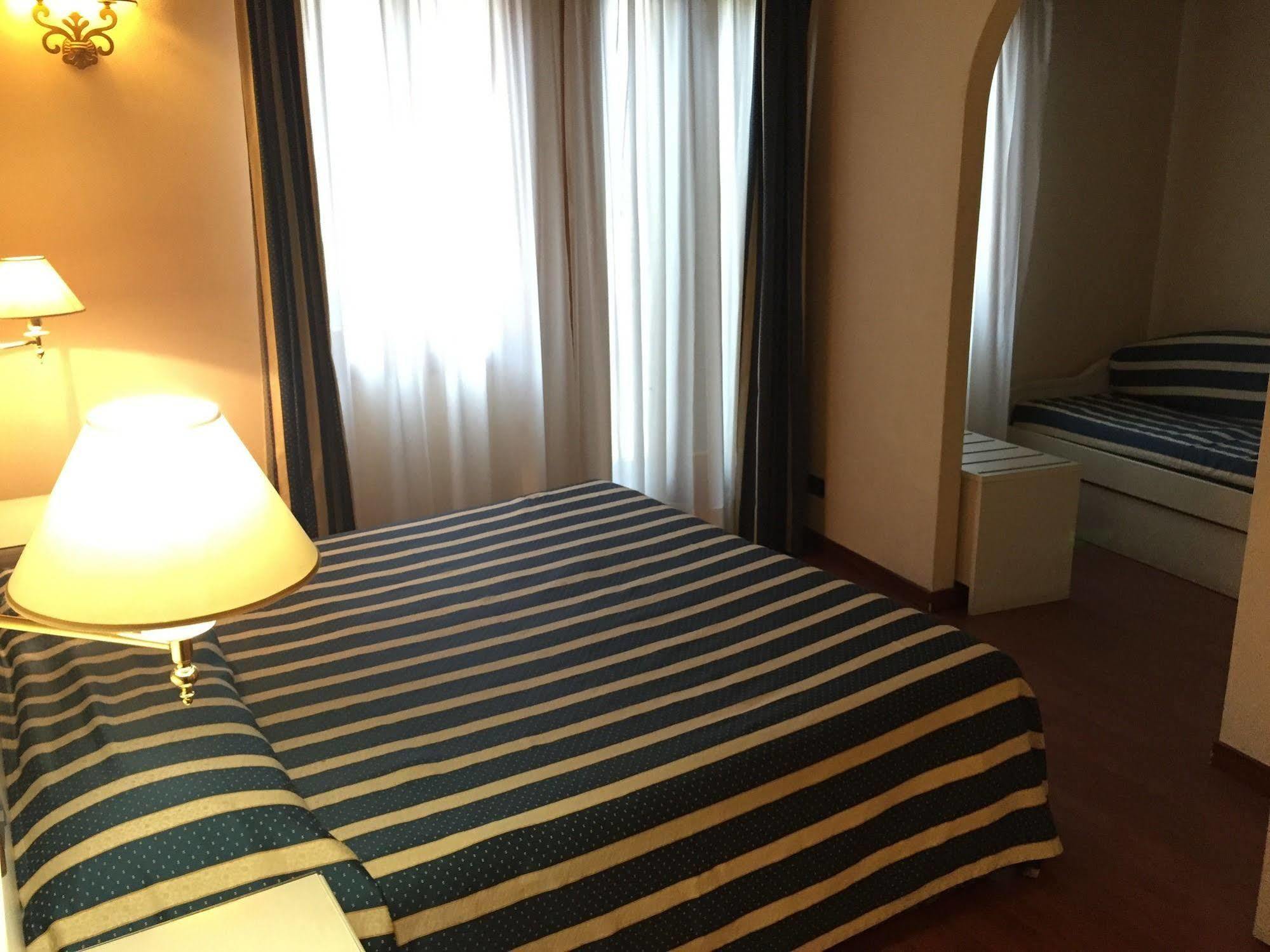 Venice Resorts Buitenkant foto