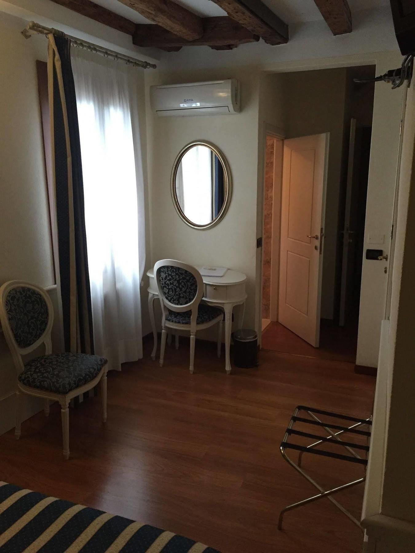 Venice Resorts Buitenkant foto