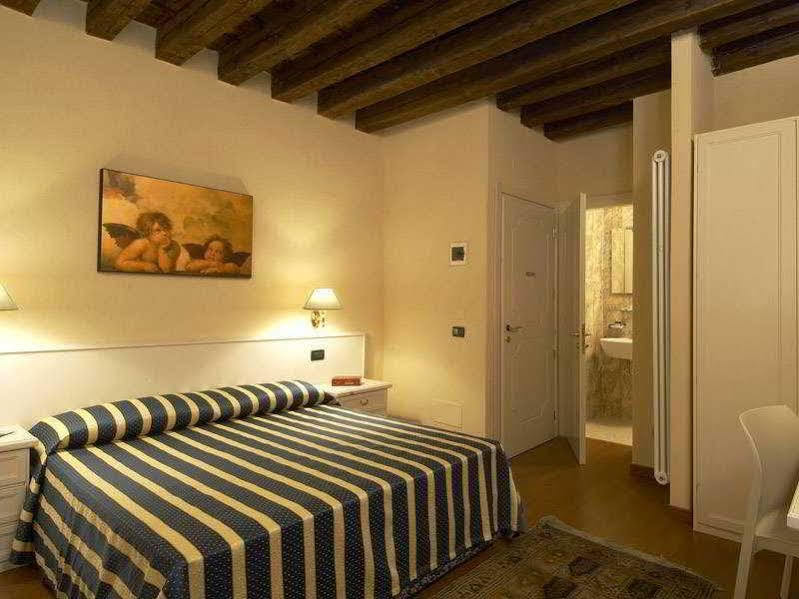 Venice Resorts Buitenkant foto